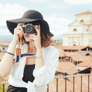A lifestyle entrepreneur takes photo