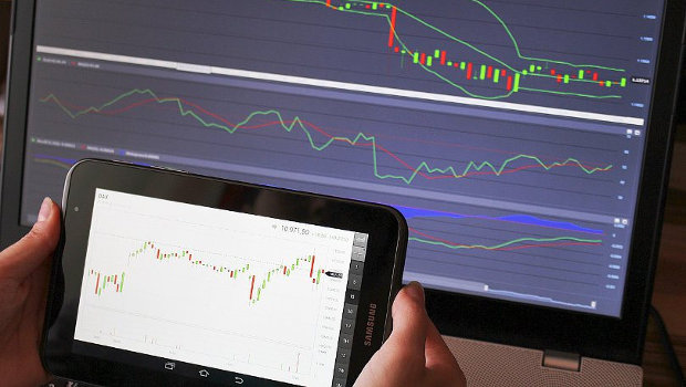 Currency trading online